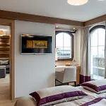 Aktiv- & Wellnesshotel Bergfried Hotel 5*