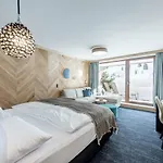 Hotel Aktiv- & Wellnesshotel Bergfried 5*