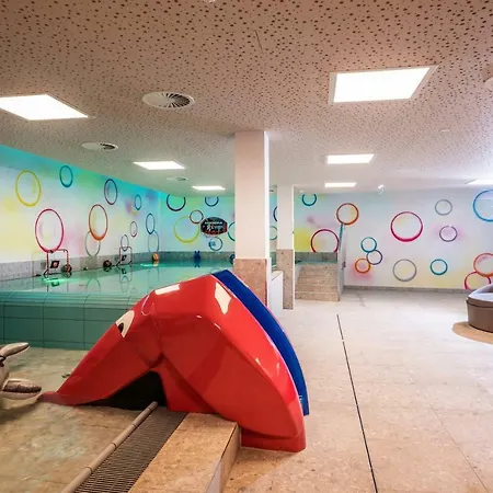 酒店 Aktiv- & Wellnesshotel Bergfried