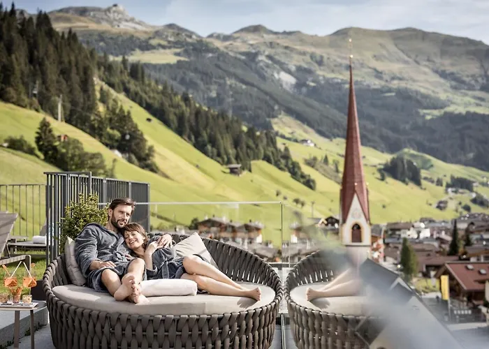 Aktiv- & Wellnesshotel Bergfried Hotel Tux