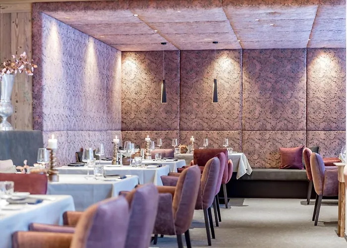 Aktiv- & Wellnesshotel Bergfried 5*