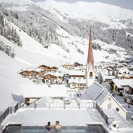 Aktiv- & Wellnesshotel Bergfried Hotel