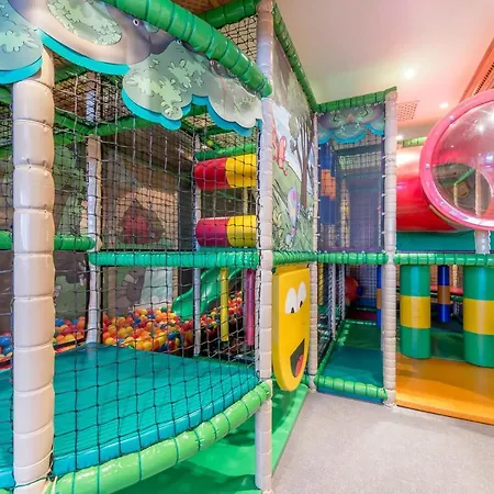 Aktiv- & Wellnesshotel Bergfried 호텔