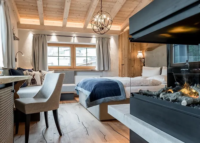 Aktiv-&wellnesshotel Bergfried 5* Tux